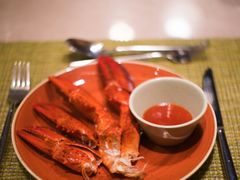 龙虾钳-The Place 自助餐(香港康得思酒店)