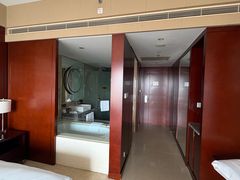 -南桥绿地铂骊酒店