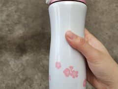 -星巴克(杭州西湖银泰1F店)