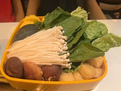 -润园四季椰子鸡火锅(卓越INTOWN店)