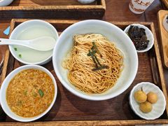 -蟹上黄·蟹黄面·江南糖水(人民广场店)