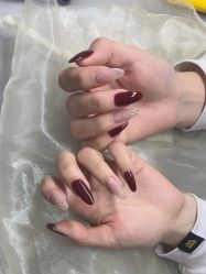 -小黑瓶美甲美睫