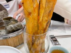 手抓芋丝脆春卷-凤凰楼酒家·粤宴点心(华强北店)