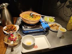 -龙巢盱眙龙虾·牛蛙·烧烤宵夜(八卦岭店)