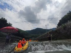 -雅鲁激流探险漂流