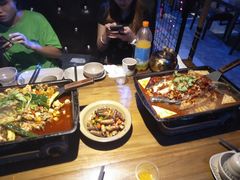 -炭火功夫烤鱼·小龙虾音乐餐吧(新风街店)