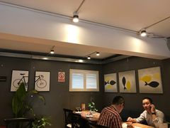 -新澳港式茶餐厅(余姚路店)