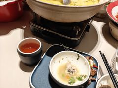 -鲜入唯煮·港式海鲜牛肉火锅(金宝街店)