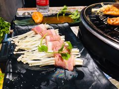 金针菇培根卷-印象三宝潮汕鲜牛肉火锅烤肉(个体大世界店)