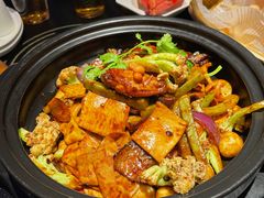 -辣尚瘾·烤鱼·新川菜(牡丹园直营店)