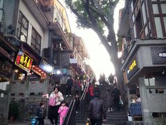 -磁器口古镇