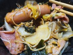 -小蛮椒麻辣烫·麻辣拌(青浦宝龙店)
