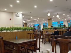 -长平肥姐白粥·海鲜打冷