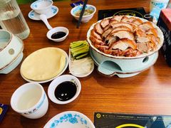-龙聚德北京烤鸭(沙坪坝华宇A馆店)