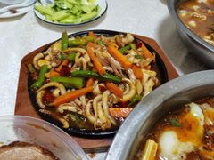 铁板鱿鱼须-金良酸菜鱼(宁海路总店)