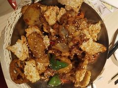 香辣干锅牛蛙-避风塘(金山万达店)