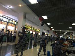 等位区-南通大学-食堂