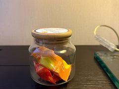 -桔子酒店(上海西藏北路地铁站店)