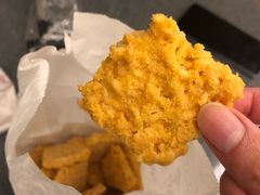 咸蛋黄锅巴-上海哈尔滨食品厂(汇联商厦店)