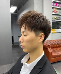 -诗悦发型SALON·圣罗兰店