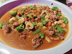 -巴特餐饮6加1音乐餐吧·新疆菜
