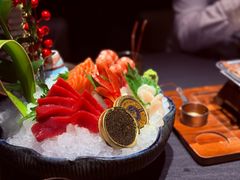 -蟹犇前•帝王蟹雪蟹(陆家嘴店)