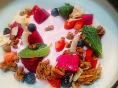 多重莓果花青酸奶碗-BAKER&SPICE(安福路店)