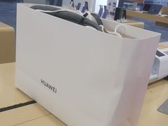 -华为授权体验店(上坤上街购物中心)
