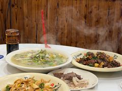 -何永光123鲜牛肉馆(1号店)