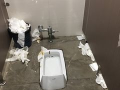 -爱康国宾体检中心(五角场万达广场分院)
