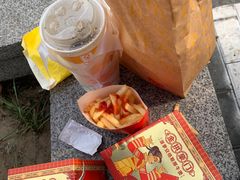 -麦当劳(军博店)