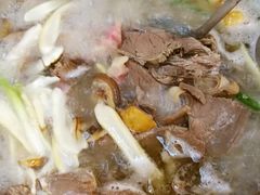 -老石黑山羊毛驴肉火锅(金凯广场店)