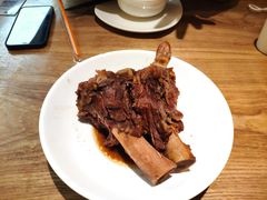 金牌酱棒骨-上关雪東北菜(中房金谊店)