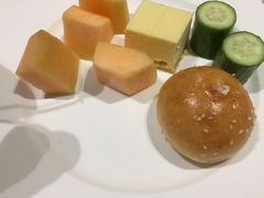 -国际青年会议酒店-苏莱斯餐厅