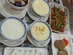 -周大娘牛乳(旧寨古村总店)