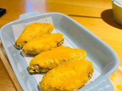 蛋黄鸡翅-蜜桃餐厅·伴山(海岸城店)