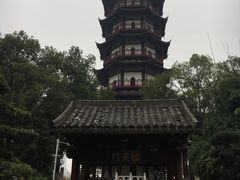 -绳金塔