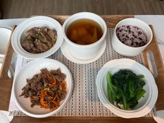 -臻儿屿月子会所(茶山店)