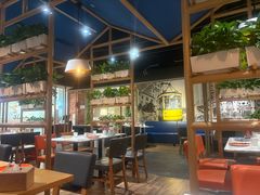 -渝信川菜 · 川味家常菜(财富购物中心店)