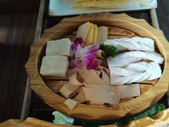 -滇釜火锅·能喝汤的火锅(车公庄店)