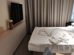 -如家商旅酒店(上海徐家汇柳州路桂林公园地铁站店)