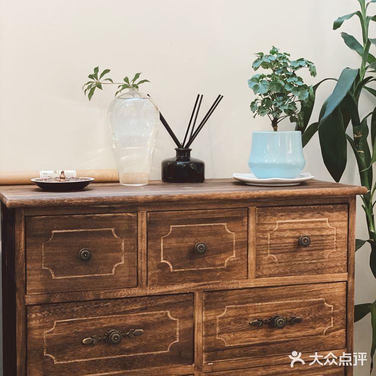 酥酥脆脆，香而不油。热乎的时候更好吃