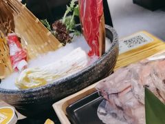 -湊湊火锅·茶憩(上海合生汇店)