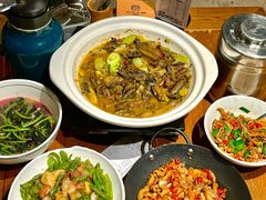 -湘力力小院·鱼汤泡饭(枫林路店)