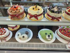 -花花卷卷·鲜食蛋糕(静安久光百货店)