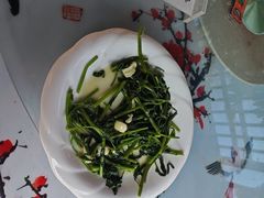 -三姐妹·海鲜大排档