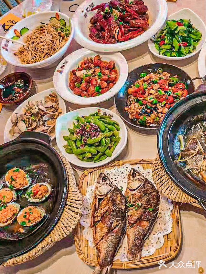 收(吃)到23年第一束(顿)女王花(小龙虾)!