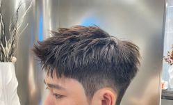-海文先生国潮烫染男士理发馆