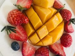 -绿姿鲜奶烘焙(世南西路店)