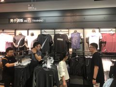 -NIKE上海青浦优选体验店